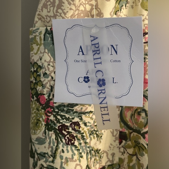 April Cornell Merry Antique Apron 100% Cotton Floral Pine Christmas Red, Cream - Picture 7 of 10
